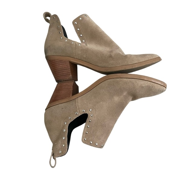 Rebecca Minkoff Lana Taupe Oiled Suede Studded Ankle Boot Size 8.5 - Picture 2 of 8